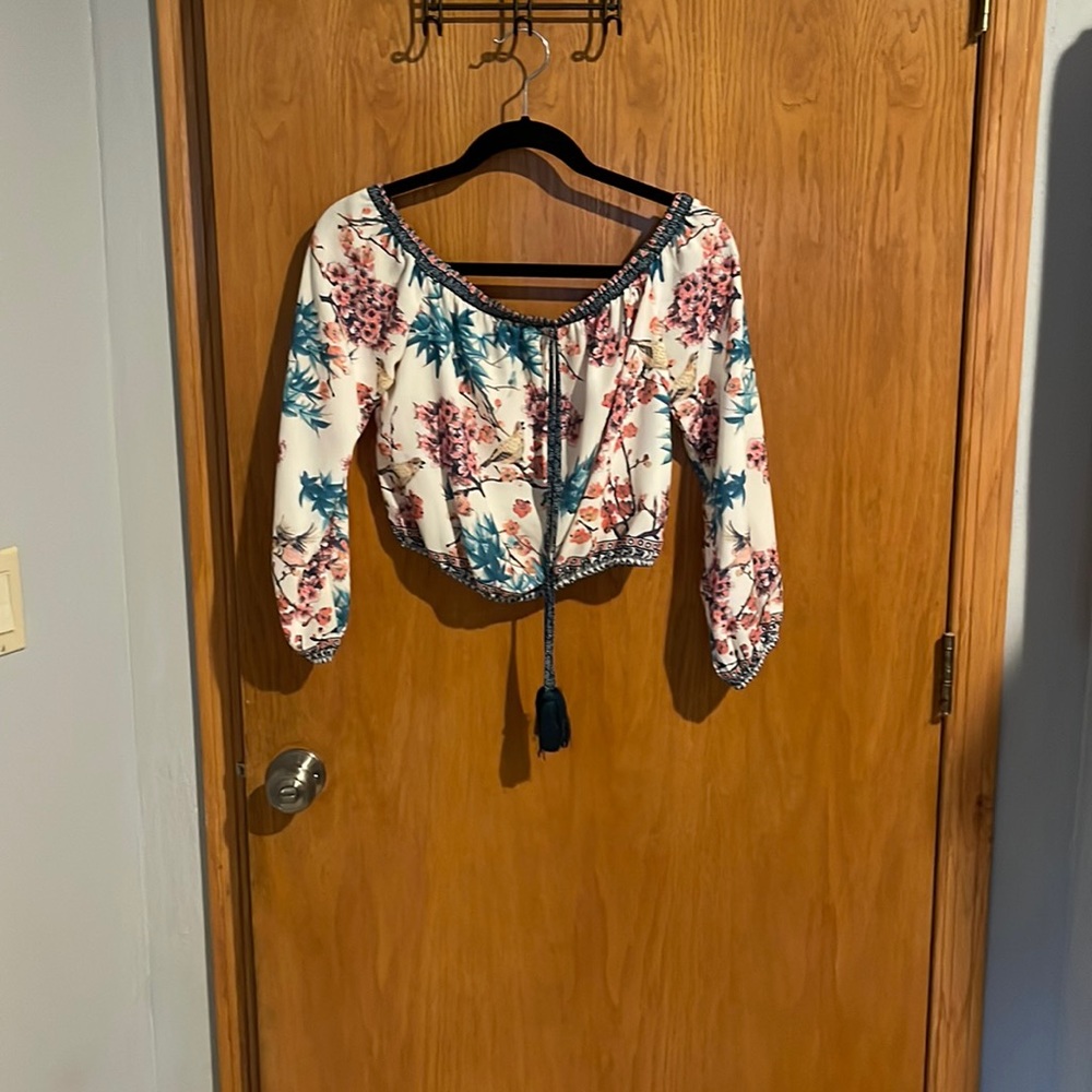 Cropped dressy blouse- Flying tomatoes